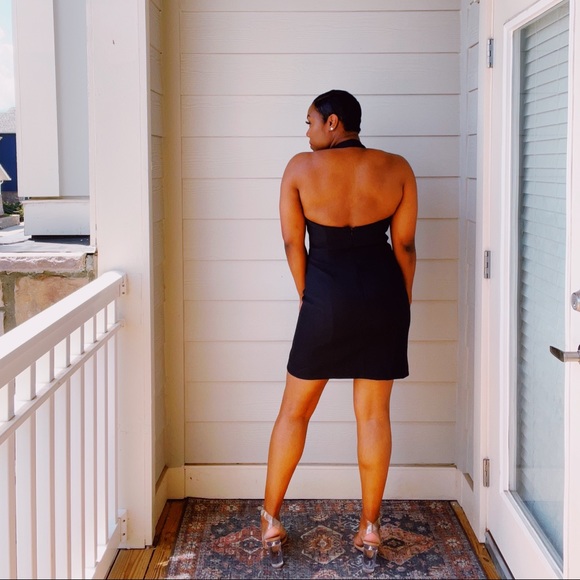 Cachè Halter Dress - Picture 4 of 4